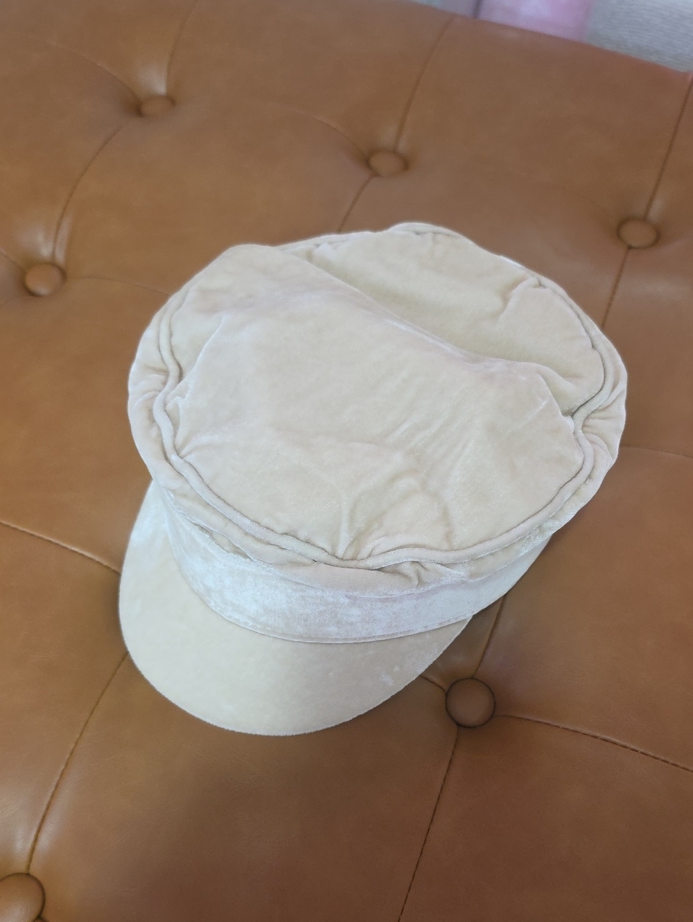 M 57cm Lack Of Color Cream Velvet Newsboy Cap
